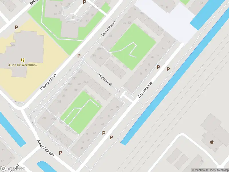 Ambulance met gepaste spoed naar de Onyxstraat in Leiden