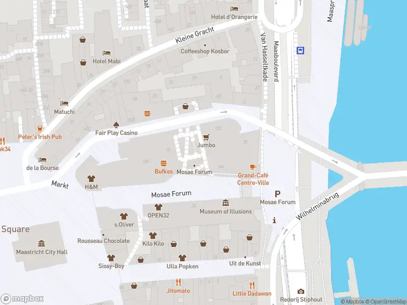 Brandweer met gepaste spoed naar de Laag Mosae Forum in Maastricht