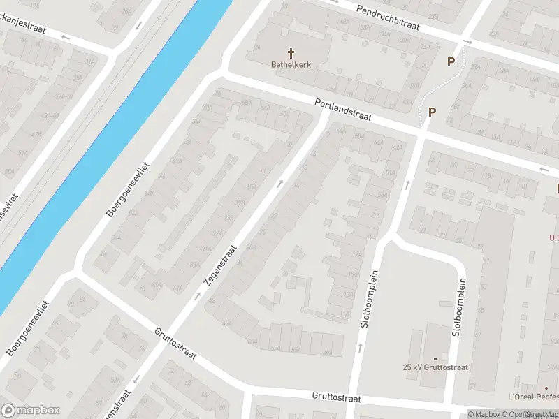 Ambulance met grote spoed naar de Zegenstraat in Rotterdam