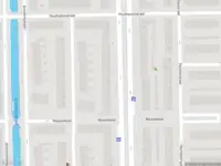 Ambulance met grote spoed naar de Eisdenstraat in Amsterdam