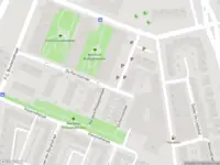 Ambulance met grote spoed naar de Johan Limpersplantsoen in Haarlem