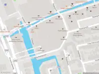 Ambulance met gepaste spoed naar de Hermitage in Zaandam