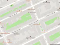 Ambulance met gepaste spoed naar de Hemonylaan in Amsterdam