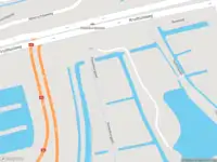 Ambulance met grote spoed naar de Woudseweg in Schipluiden