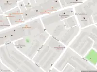 Ambulance met grote spoed naar de De Beemd in Wateringen