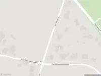 Politie naar de Jeurlinksweg in Holten vanwege aanrijding met letsel