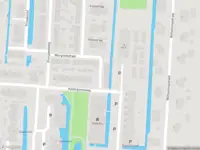 Ambulance met grote spoed naar de Margrietstraat in Lekkerkerk