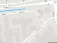 Brandweer met gepaste spoed naar de Weidsteeg in Culemborg vanwege afhijsen patient