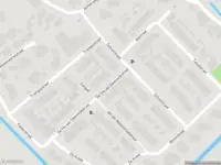 Ambulance met gepaste spoed naar de De Vos van Steenwijkstraat in Abbenbroek