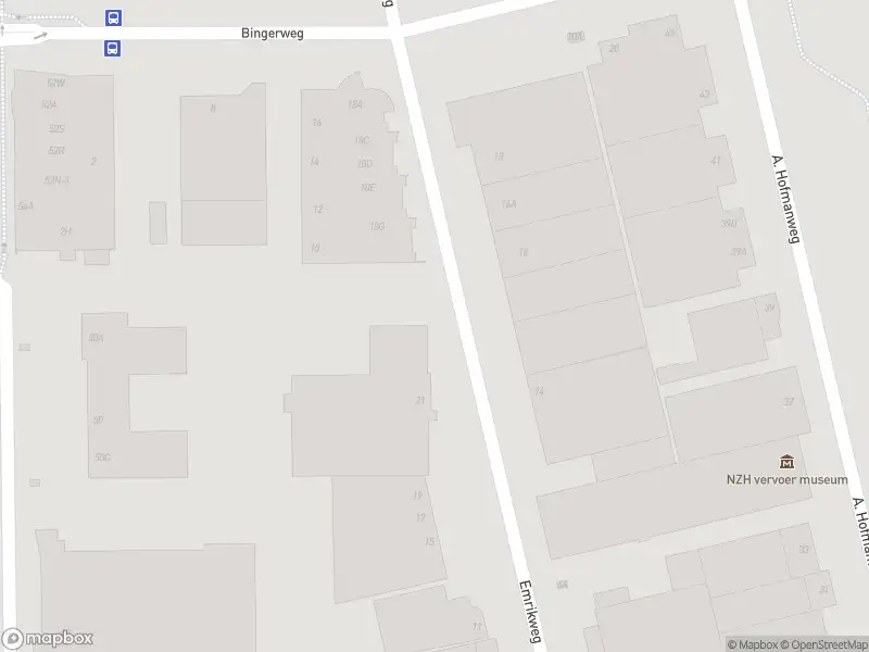 Ambulance met gepaste spoed naar de Emrikweg in Haarlem