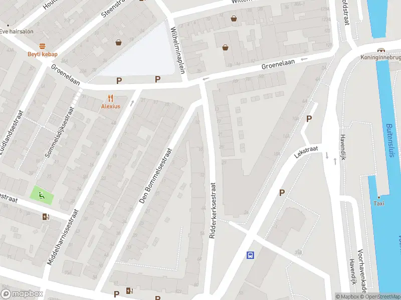 Ambulance met grote spoed naar de Ridderkerksestraat in Schiedam