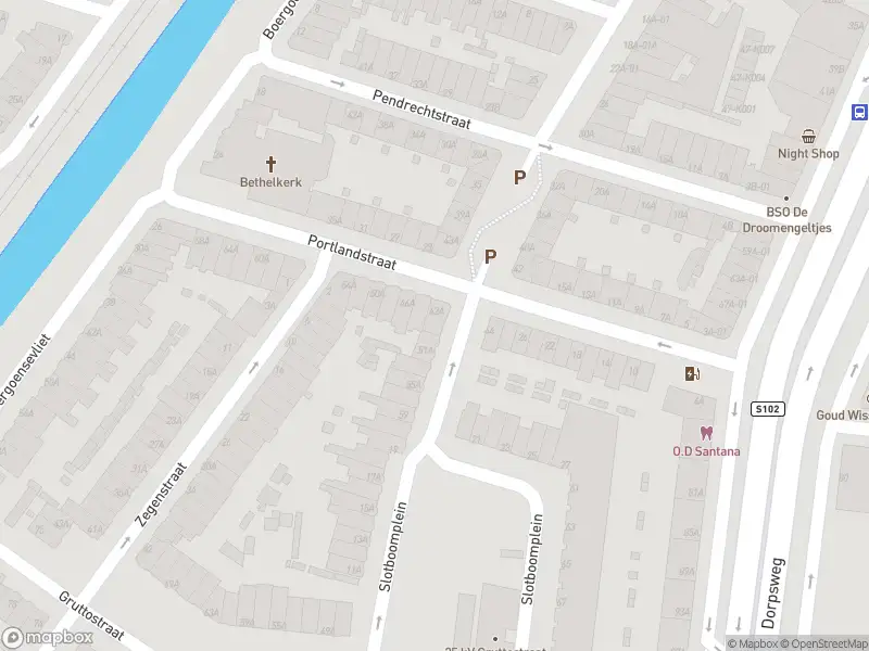 Ambulance met grote spoed naar de Slotboomstraat in Rotterdam