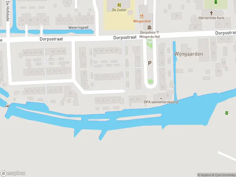 Ambulance met grote spoed naar de Van der Hoevenstraat in Wijngaarden