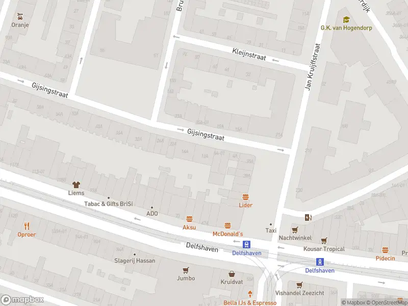 Ambulance met gepaste spoed naar de Gijsingstraat in Rotterdam