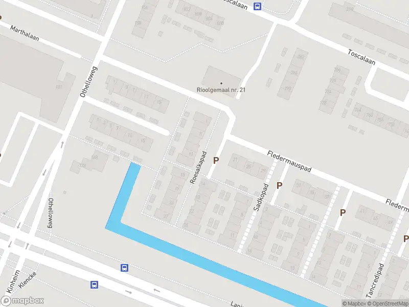 Ambulance met grote spoed naar de Roesalkapad in Hoogvliet Rotterdam