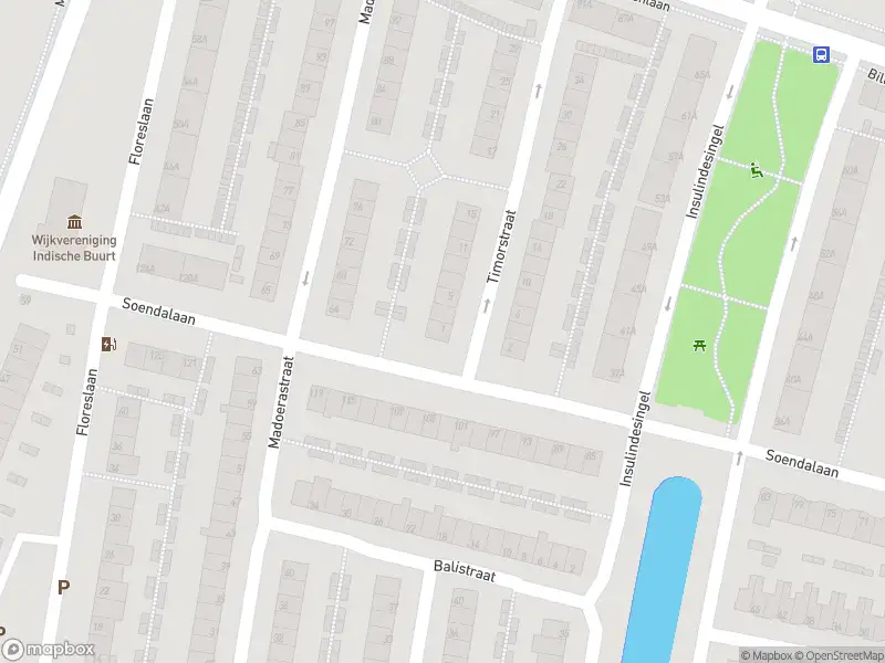 Ambulance met grote spoed naar de Timorstraat in Vlaardingen