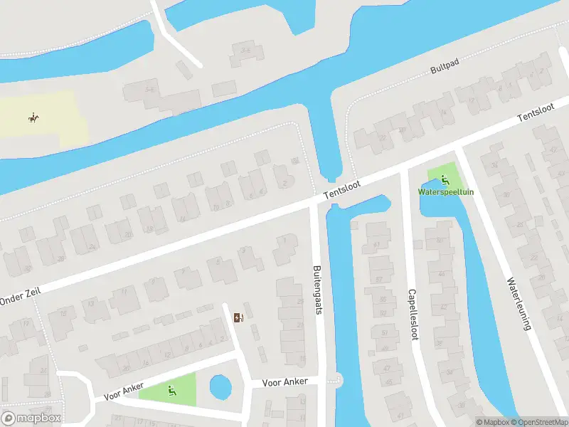 Ambulance met grote spoed naar de Onder Zeil in Enkhuizen