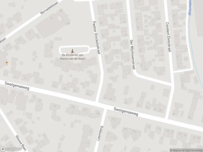 Politie naar de Pastoor Dinckelsstraat in Tienray vanwege aanrijding met letsel