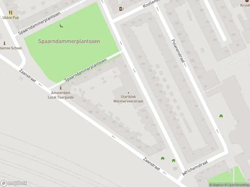 Ambulance met grote spoed naar de Polanenstraat in Amsterdam