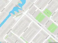 Ambulance met grote spoed naar de Apollovlinder in Diemen