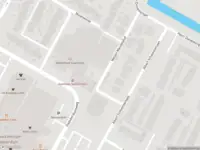 Ambulance met grote spoed naar de Nelson Mandelahof in Castricum