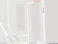 Ambulance met grote spoed naar de Van Veenendaalweg in Rotterdam