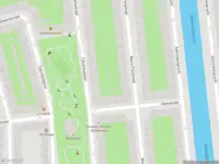 Ambulance met gepaste spoed naar de Magalhaensstraat in Amsterdam