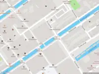 Ambulance met gepaste spoed naar de Kruisstraat in Delft