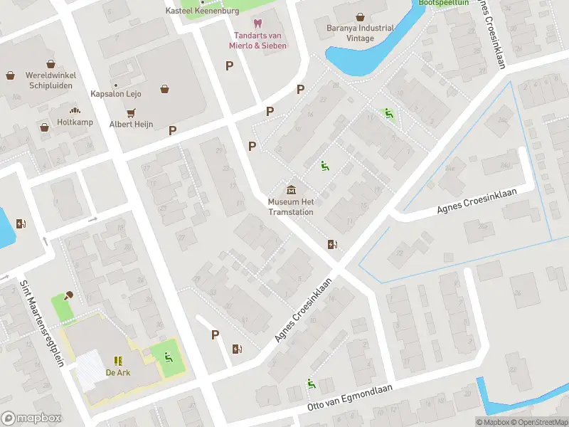 Brandweer met gepaste spoed naar de Otto van Zevenderstraat in Schipluiden