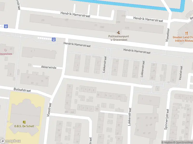 Ambulance met gepaste spoed naar de Lokkenstraat in 's-Gravendeel