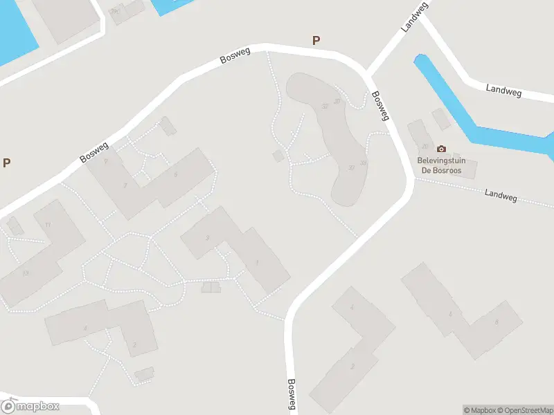 Ambulance met grote spoed naar de Bosweg in Monster