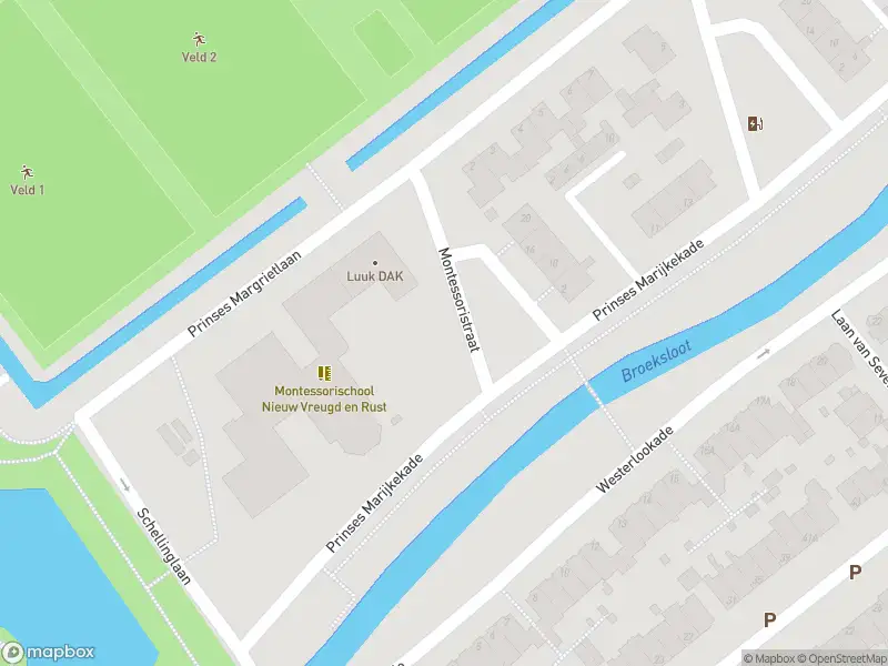 Ambulance met grote spoed naar de Montessoristraat in Voorburg