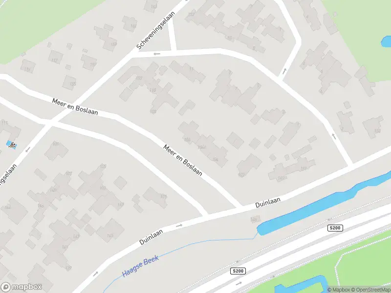 Ambulance met gepaste spoed naar de Deltaplein in 's-Gravenhage