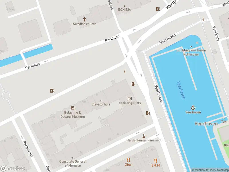 Ambulance met grote spoed naar de Parklaan in Rotterdam