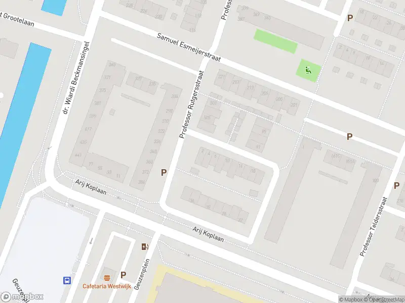 Ambulance met gepaste spoed naar de Johannes van Bijnenstraat in Vlaardingen