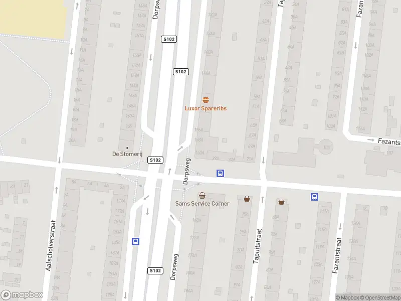 Ambulance met grote spoed naar de Dorpsweg in Rotterdam