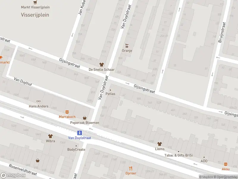 Ambulance met gepaste spoed naar de Gijsingstraat in Rotterdam