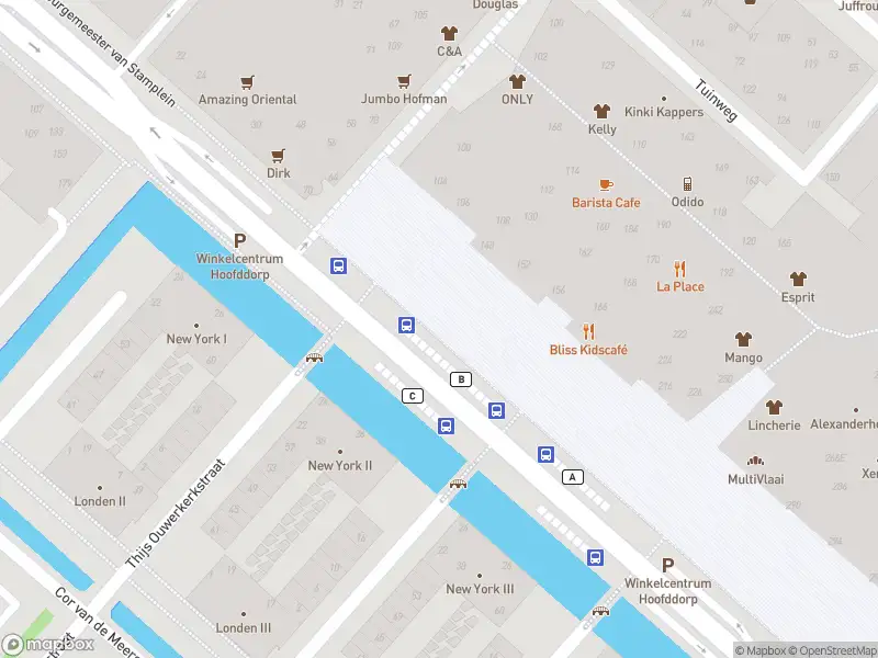 Brandweer met gepaste spoed naar de Burgemeester van Stamplein in Hoofddorp vanwege afgaan automatisch brandalarm