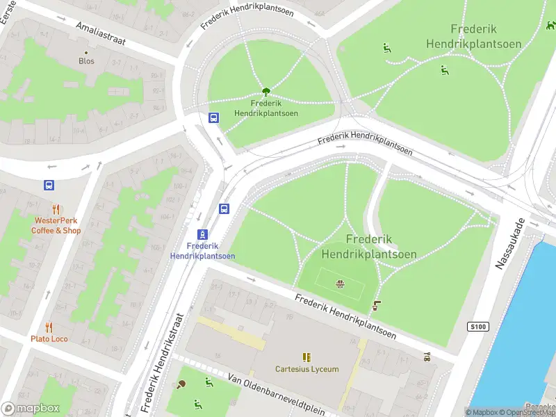 Brandweer met gepaste spoed naar de Fagelstraat in Amsterdam