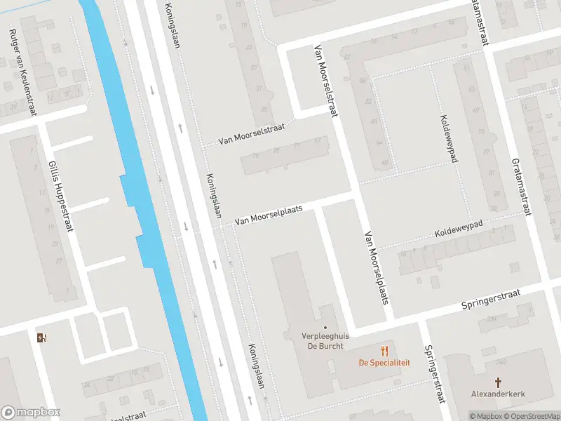 Brandweer met grote spoed naar de Van Moorselplaats in Rotterdam