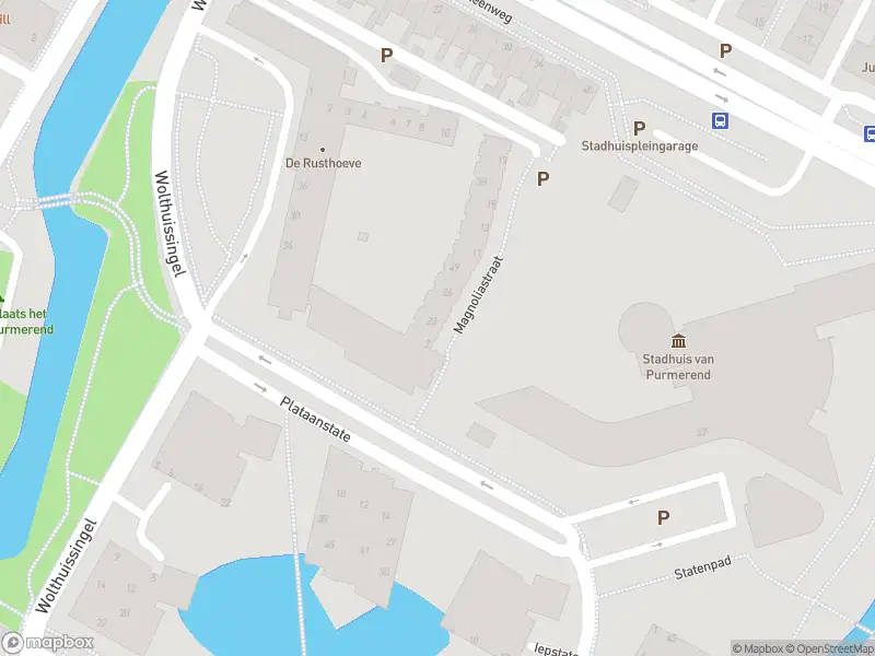 Ambulance met grote spoed naar de Magnoliastraat in Purmerend