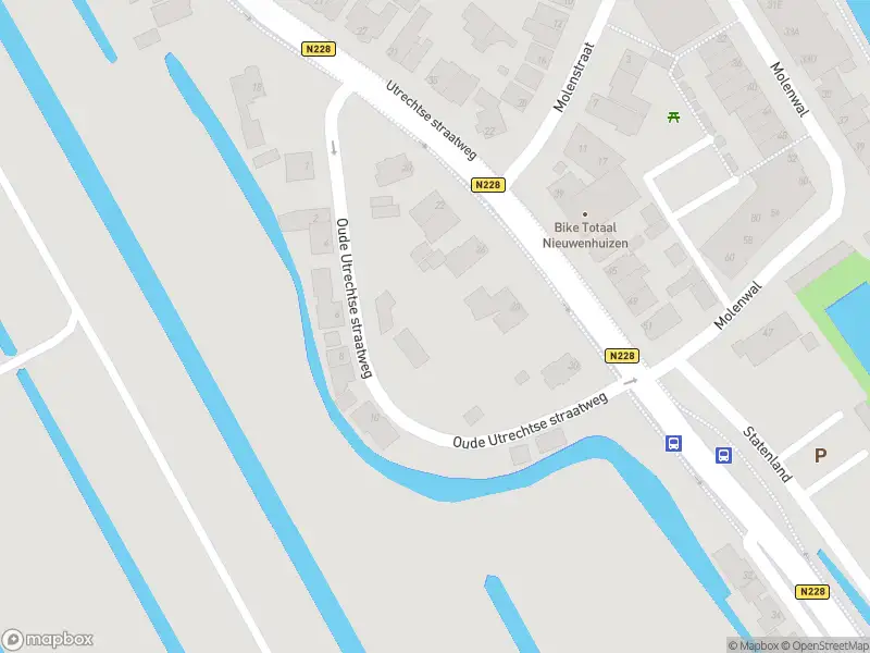 Politie naar de Oude Utrechtse straatweg in Oudewater vanwege aanrijding met letsel