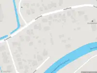 Brandweer met grote spoed naar de Hoofdweg in Tjuchem vanwege waarnemen gaslucht