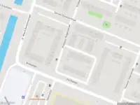 Ambulance met gepaste spoed naar de Johannes van Bijnenstraat in Vlaardingen