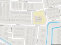 Ambulance met gepaste spoed naar de Provincialeweg in Dordrecht