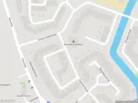 Ambulance met grote spoed naar de Glazenierstraat in Alkmaar