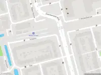 Ambulance met gepaste spoed naar de Schalmei in Rotterdam