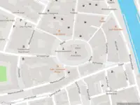 Ambulance met grote spoed naar de Markt in Vlaardingen