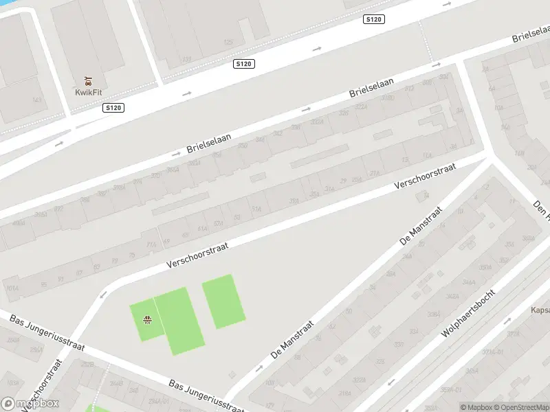 Ambulance met grote spoed naar de Verschoorstraat in Rotterdam