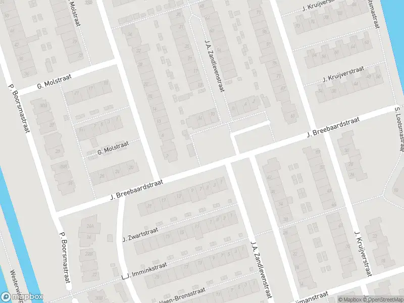 Ambulance met gepaste spoed naar de J. Breebaardstraat in Zaandam